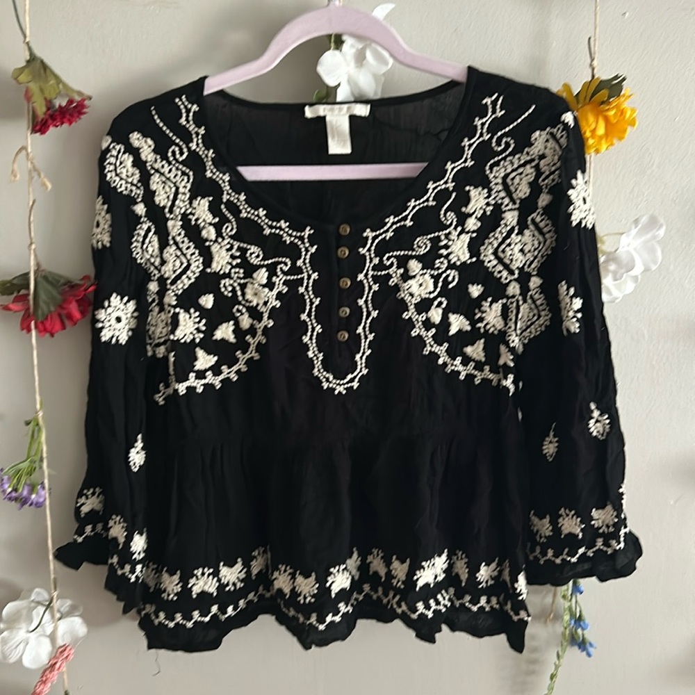 Forever 21 Embroidered Black Top